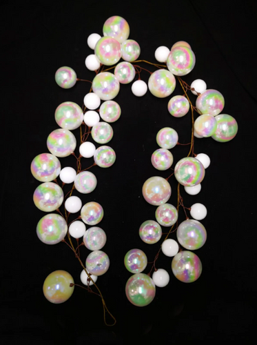 Bauble Garland (Pearl White)